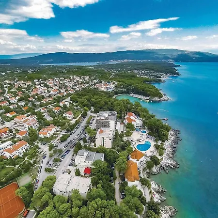 Nice Apartment In Malinska With Kitchen Apartmán Malinska