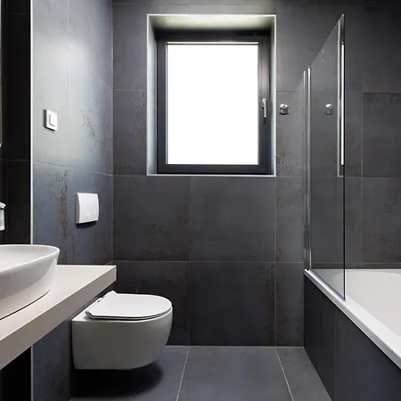 Nice Apartment In Malinska With Kitchen Apartmán