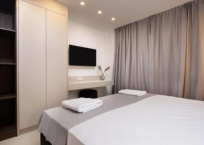 Nice Apartment In Malinska With Kitchen *