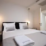 4 Bedroom Nice Apartment In Malinska Appartamento *